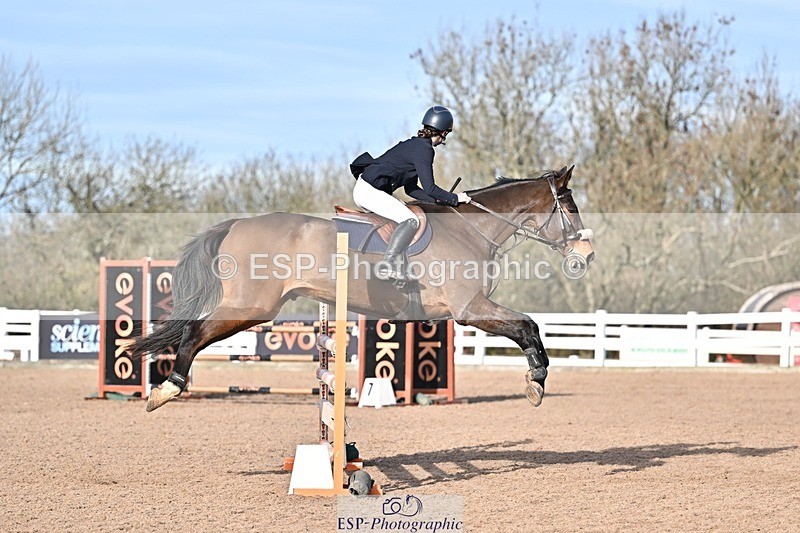 251126-114742-00329 - Cls 3 Snr 1.05m