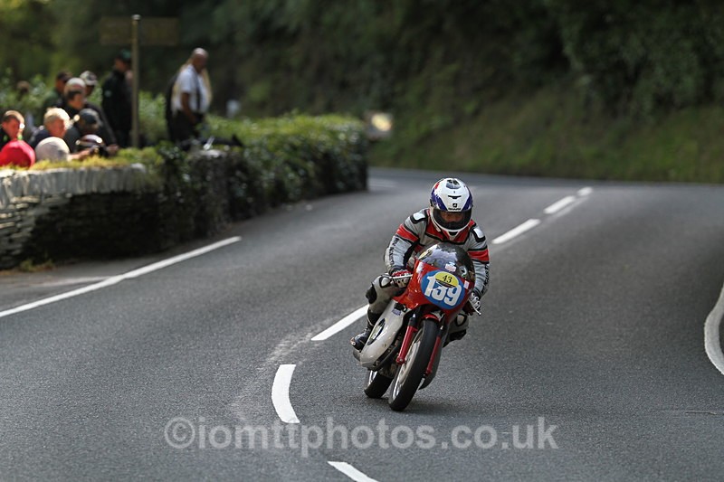 FOM_1317 - Classic TT Lap of honour