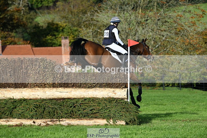 251024A-152601-14753 - C-239-Ellie.Townend