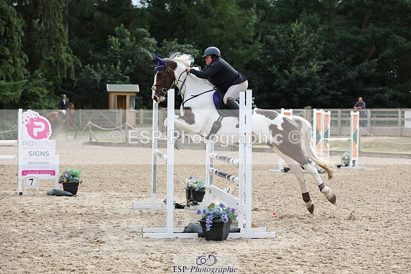 250705A-174436-16618 - Cls 37 1.05m Amateur Quali