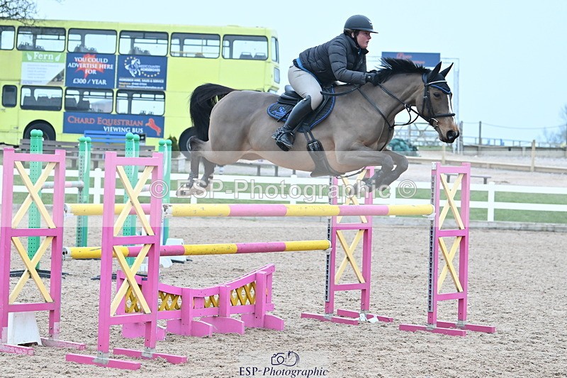 240113A-143713-02400 - Cls 13 Foxhunter and 1.20m Open