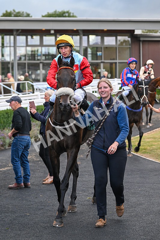 270825-Race 6-Filey Beach-6879 - Race 6