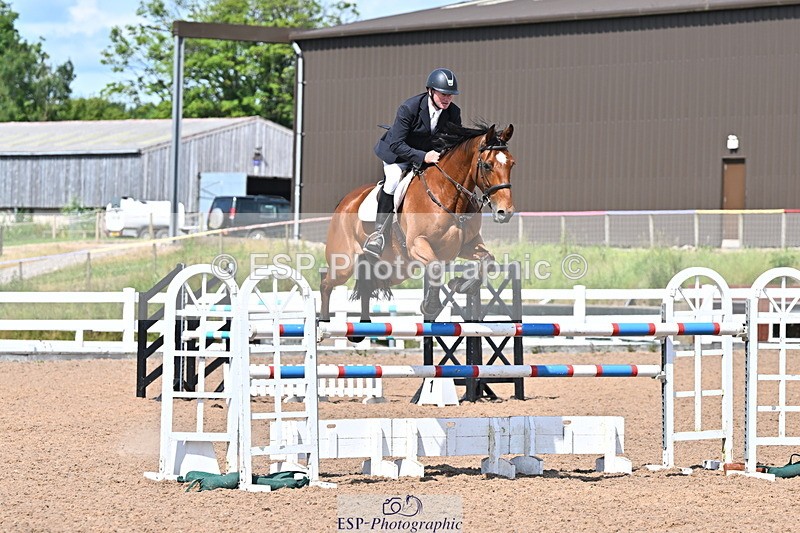 240619A-154254-00935 - Cls 5 Snr Foxhunter and 1.20m Open