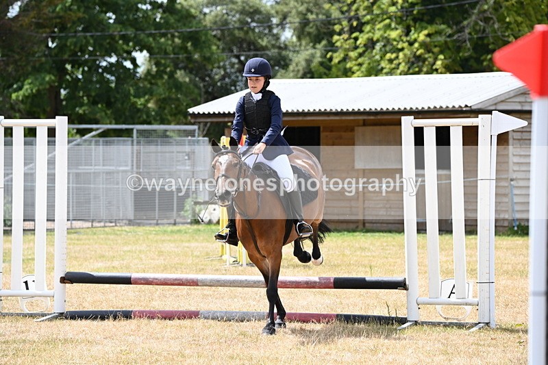 WJ6_5266 - Class 12 Minimus Jumping 45cm
