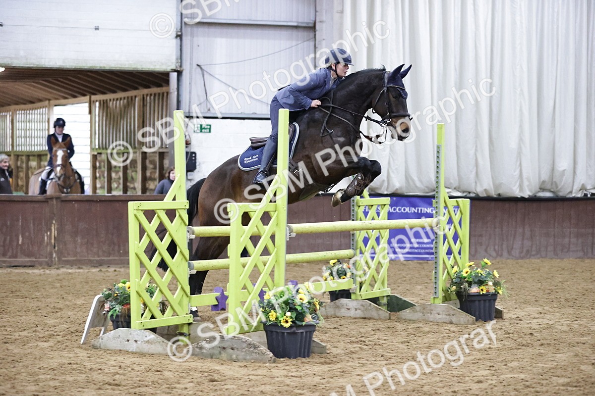 SBM_000615 - Class 3 - Nupafeed Supplements Senior Discovery/ 1m Open