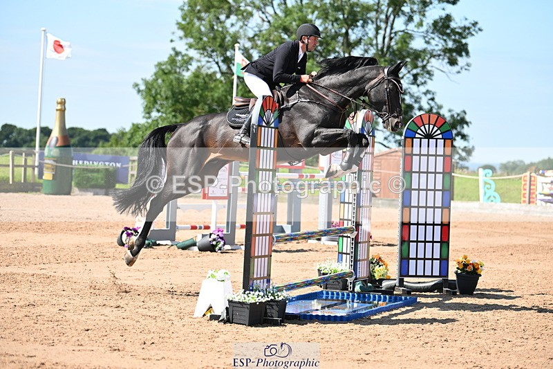 240718A-103510-04564 - Cls 1, 3 Star Small Tour 1.35m