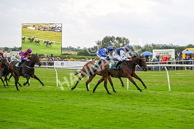 190824-Race 3-One Of Our Own-3573