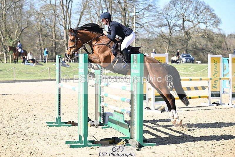 260321A-140132-00895 - 5 Newcomers 1m 10