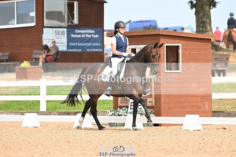 250816-141141-05034 - 052-Marcela.PomphreyLinkeltje.DE.J