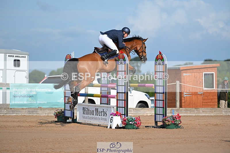 230721A-090329-04846 - Cls 2, 2 Star Small 1.30m