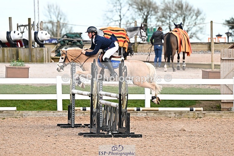 250308-154525-02628 - Cls 32 Winter Summer 128cn and 138cm