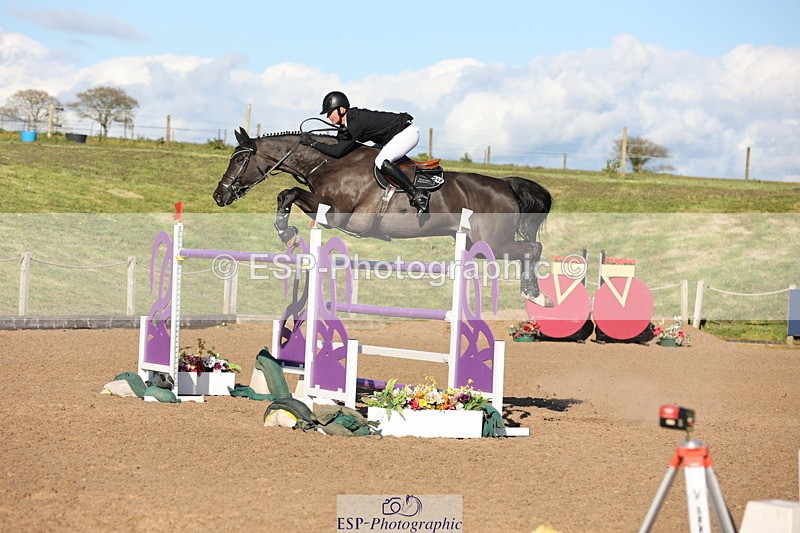 240419A-173958-09917 - Cls 10, 2 Star Big Tour 145cm  Break to End