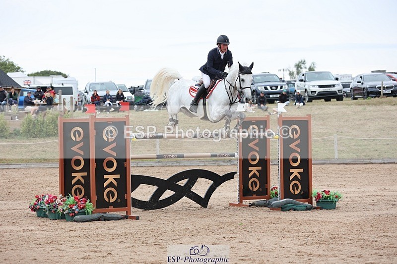 250719-181403-17817 - Cls 7, 3 Star Big Tour Break to End