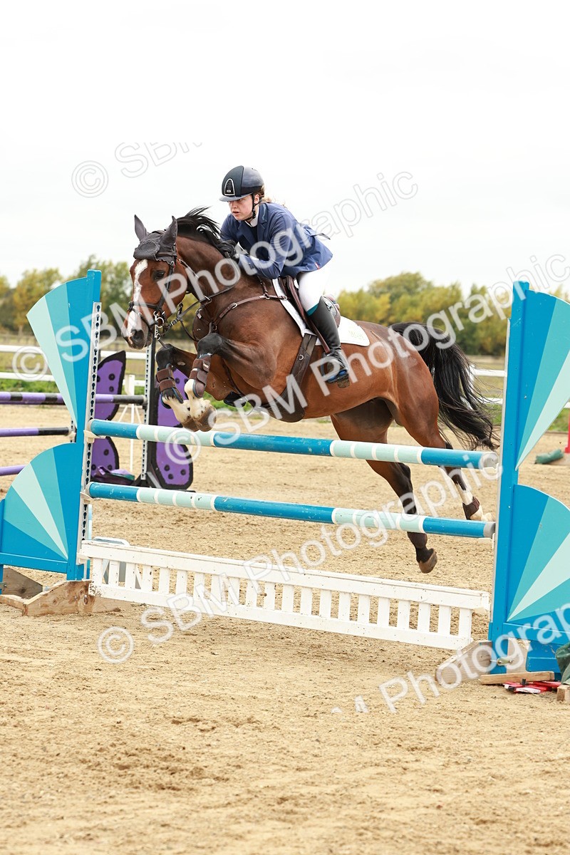 1I0A7836 - Class 4 - Senior Newcomers 1.10m