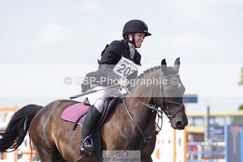 240831A-132838-03349 - 202-Kate.Brown-SLADESHILL.OUT.OF.THE.BLUE