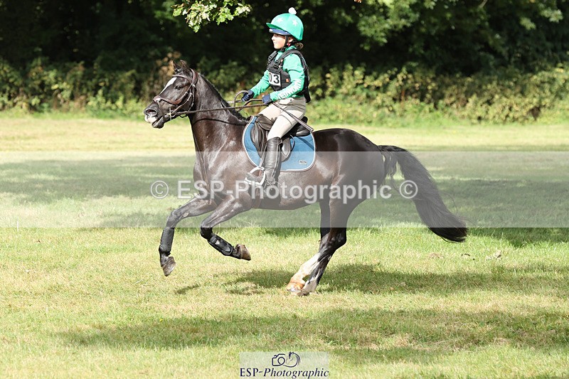 240825X-101658-31557 - 70cm XC 10.00 to 11.00