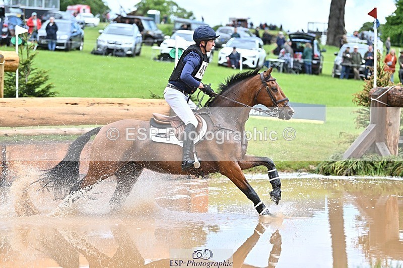 240526-141245-23819 - 449-REDFIELD_FYRE-Cassie_Sanger