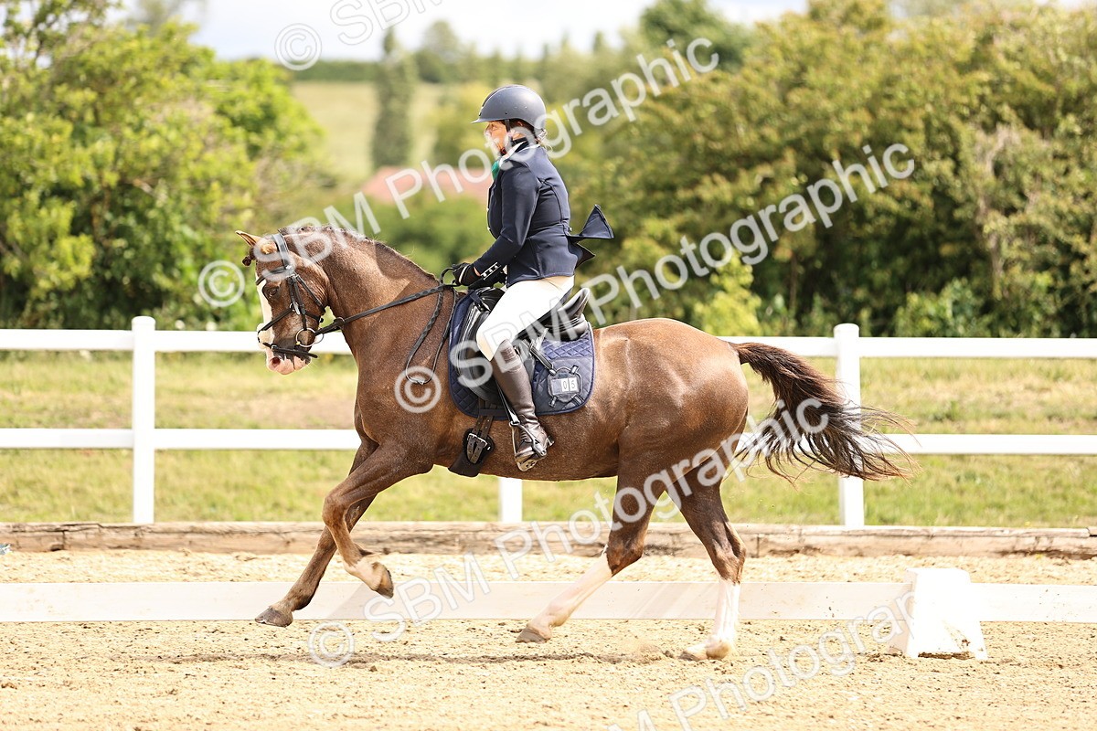 SBM_001906 - Class 2 - Novice 4 - 10.36-11.39