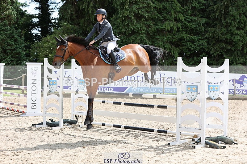 250614A-153016-08032 - Cls 30 1.05m Amateur Q and Open