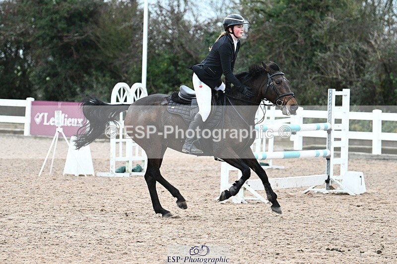 231118A-141841-03369 - Cls 9 Foxhunter & 1.10m Open