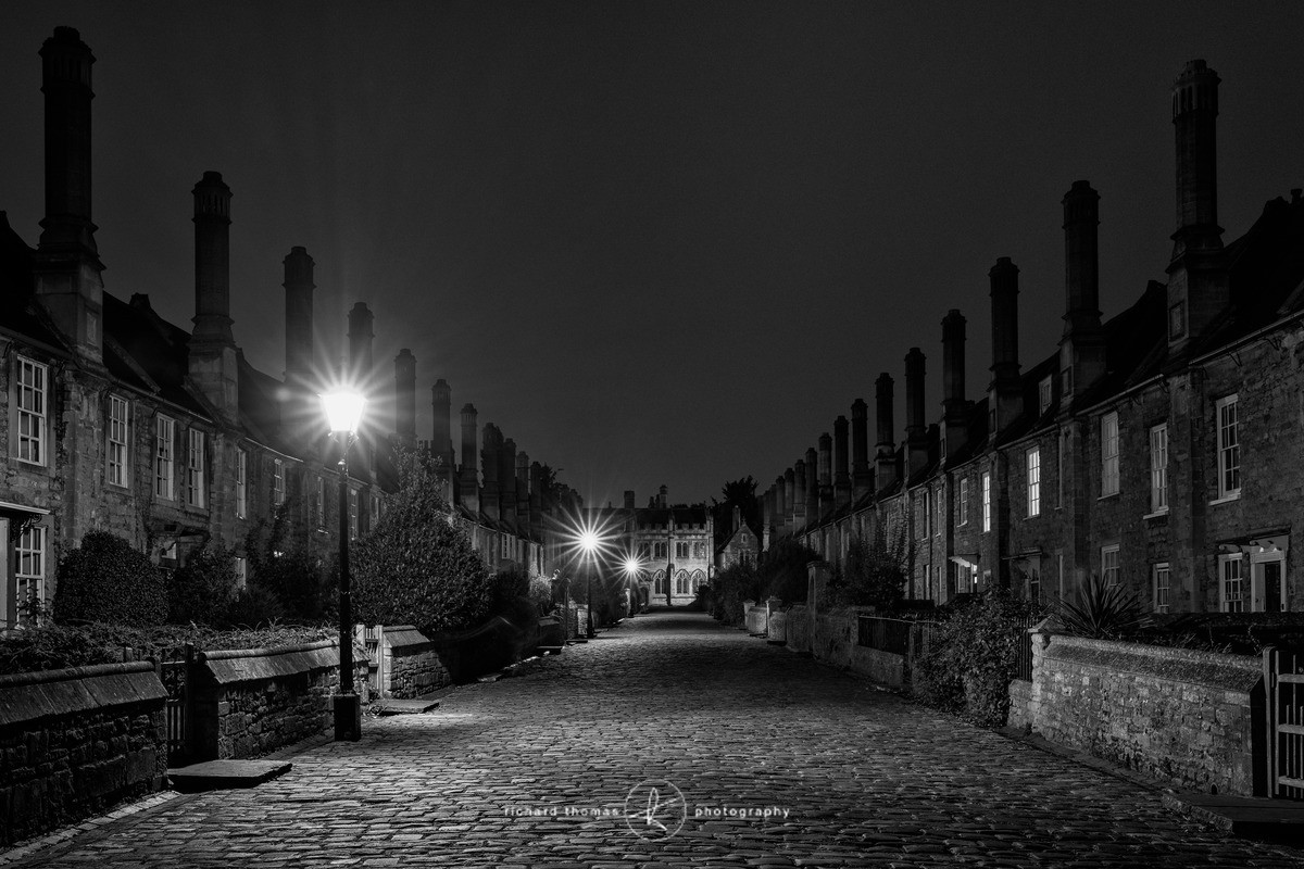 Vicars Close Wells in Somerset at night