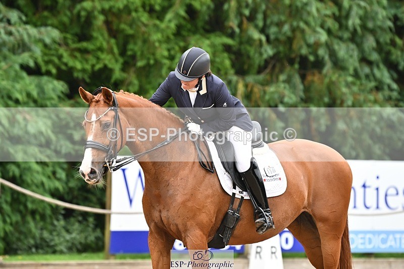 240811-103344-04774 - 156-Stacey.Escrig-Joie.De.Vivre