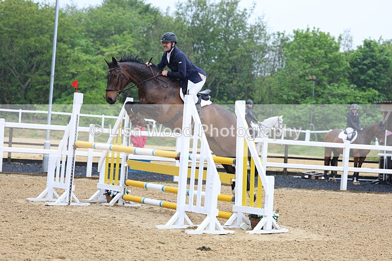 3E7A7186 - Class 7: Senior Newcomers/1.10m open