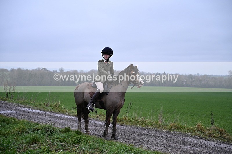 WJ7_9701 - Walk out..