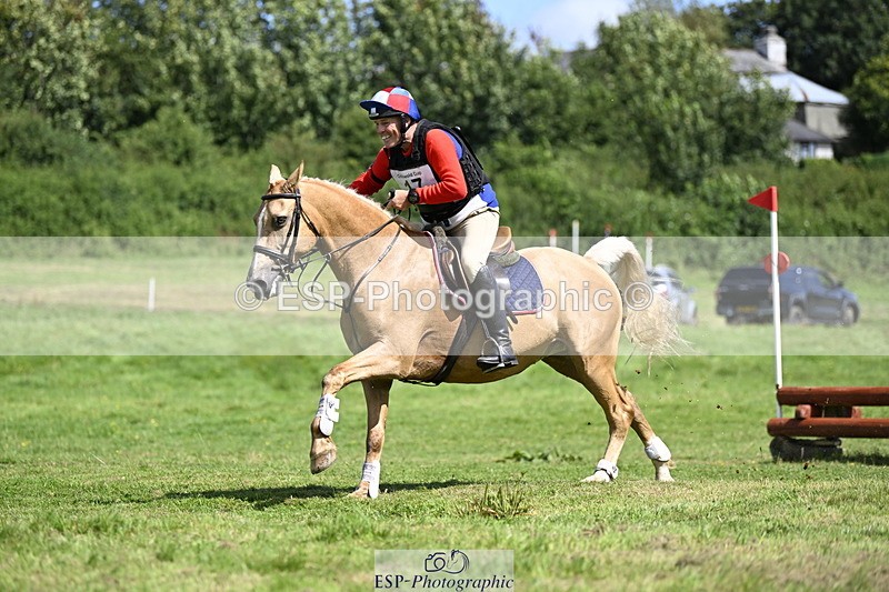 240811A-115446-02238 - 017-