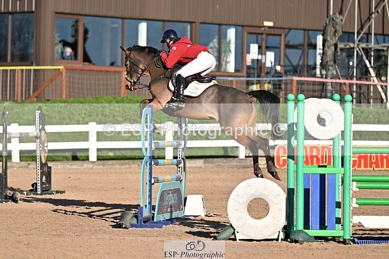 251119-142009-00534 - Cls 5 Foxhunter and 1.20m Open