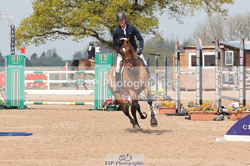 250424-114319-05020 - Cls 1 - 2 Star Small Tour