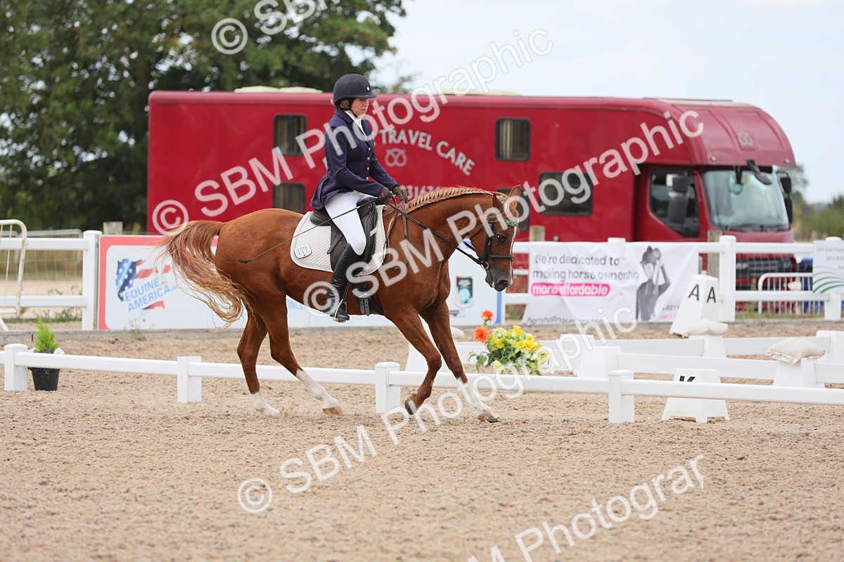 SBM_05630 - Class 32 Novice 1