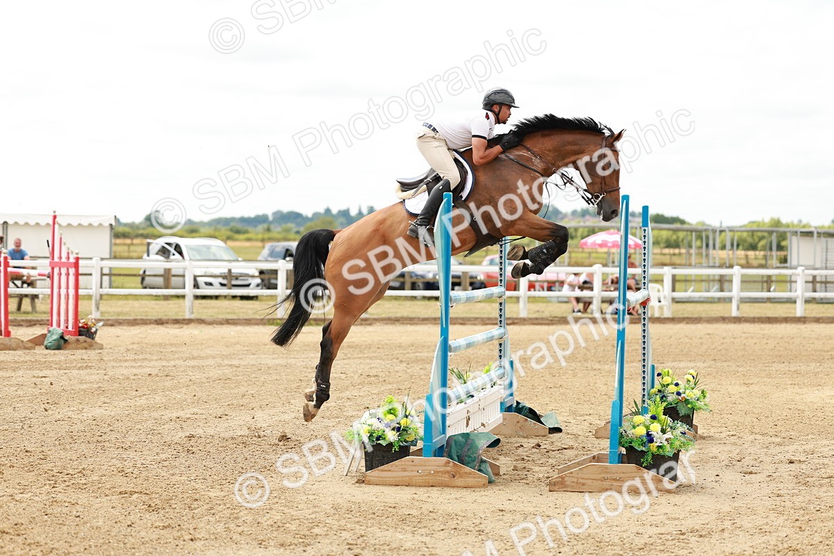 SBM_018388 - Class 21 - Senior Newcomers Championship 2d Rd