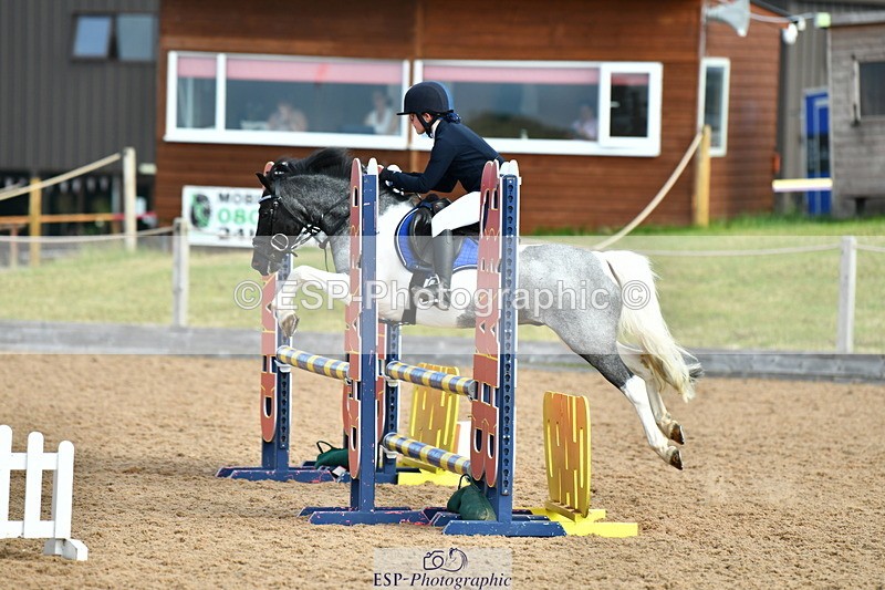 230624A-091150-00075 - Cls 36 Stepping Stones 128 & 138cm