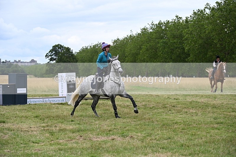 WJ6_4996 - Time at Jump 13:04 to 13:34