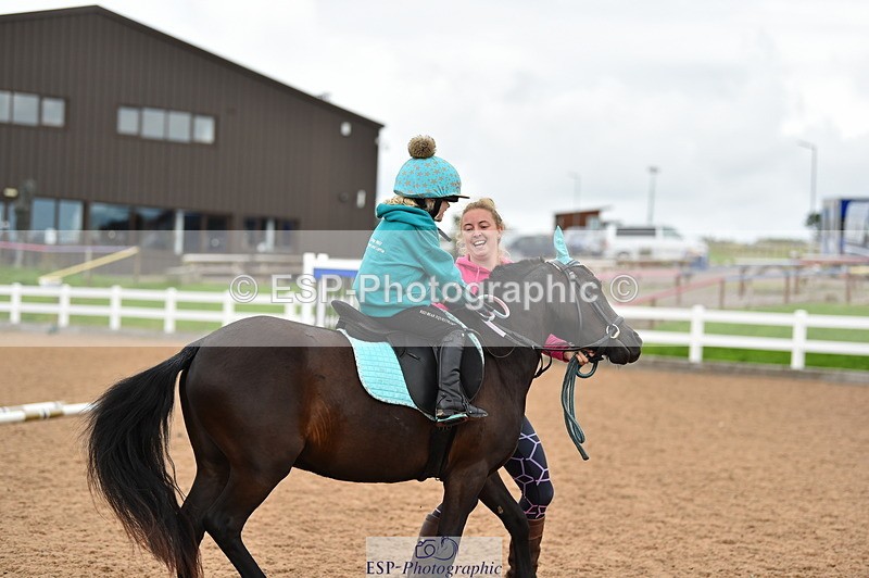 230803A-160530-01312 - Thomasina's Group Ride