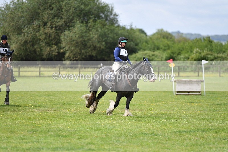 WJ5_2821 - Class 3 60cm Pairs