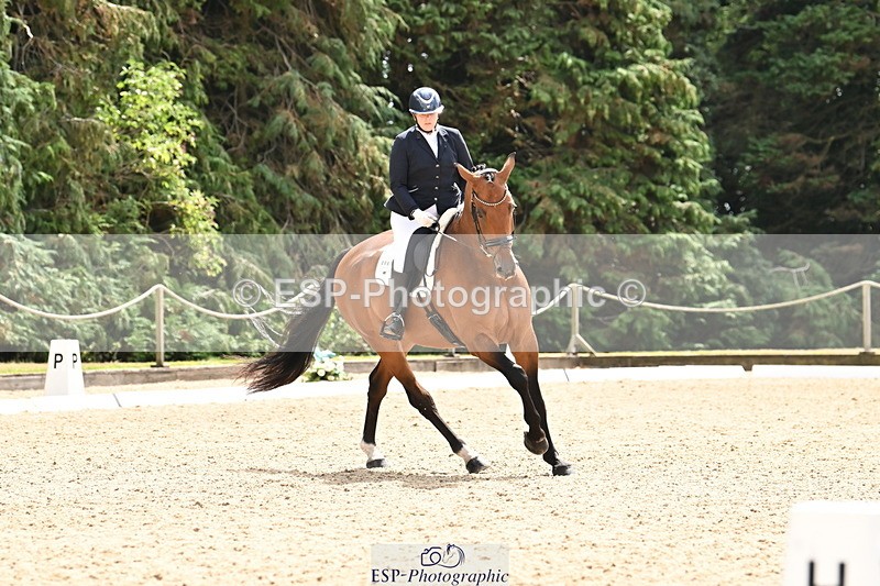 250808A-154540-01378 - 006-Katherine.CarneCalcourt.Romancier