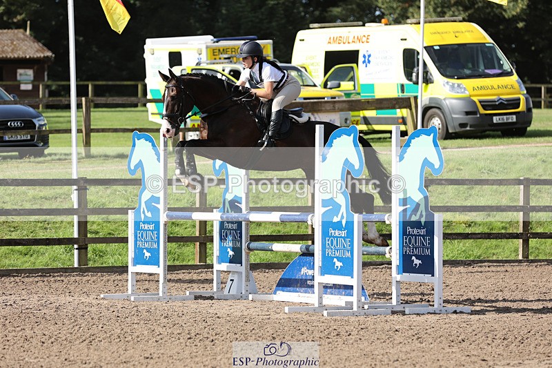 240804-093657-10188 - 403-Alana_Harries-THE_KNIGHT