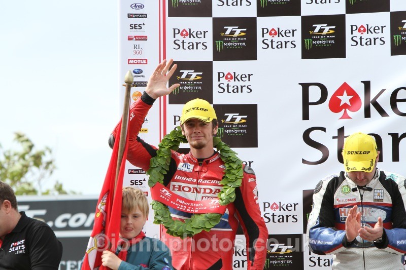 TT148609 - Senior TT Podium