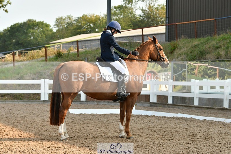 250817-091853-06863 - 076-Melanie.HaslockMinnie.I