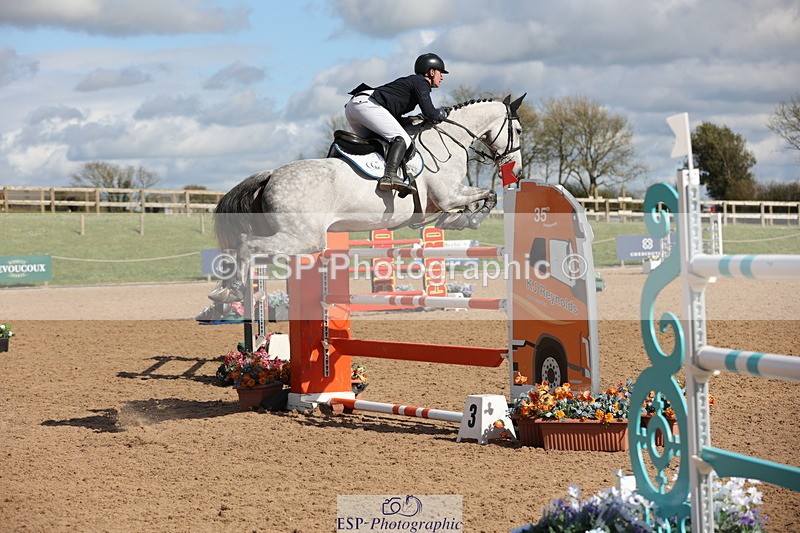 240419A-160219-09105 - Cls 10, 2 Star Big Tour 145cm  15.45 to 16.35 break