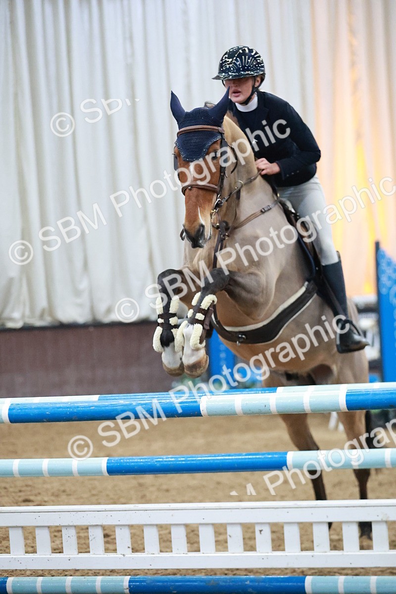 SBM_001074 - Class 4 - Senior Newcomers - 1.10m
