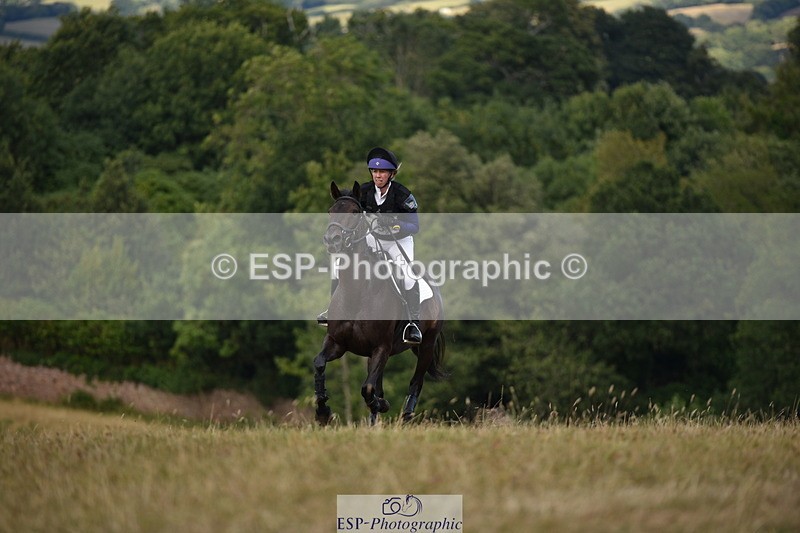 250802A-174450-08772 - H-352-Emma.Hurworth-STEREN.OF.AVALON