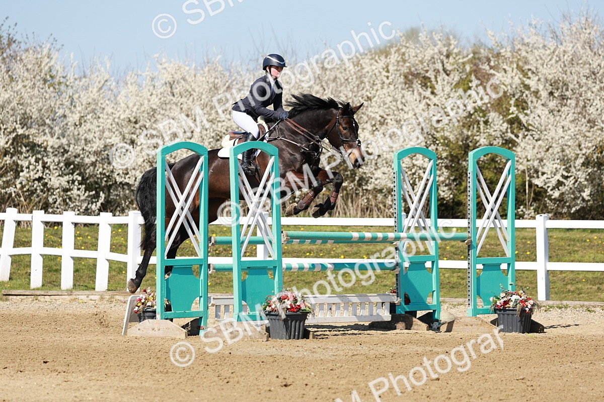 SBM_004602 - Class 17 - Senior Newcomers - 1.10m