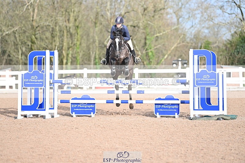 231208A-111428-00412 - Cls 4 Snr 1.05m Open