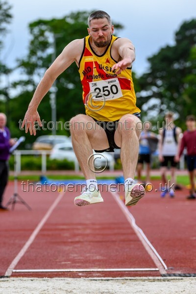 ComMast25-929263 - Field Male Set One