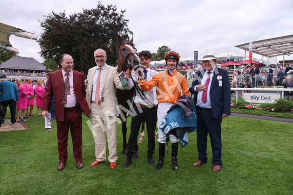 yr17082022r7-44 - Race 7 5.20pm Sky Bet Nursery Handicap