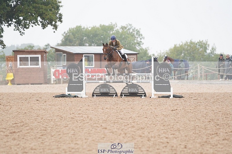 240901A-115106-06703 - 370-Sophie.Damment-SPRING.RISING