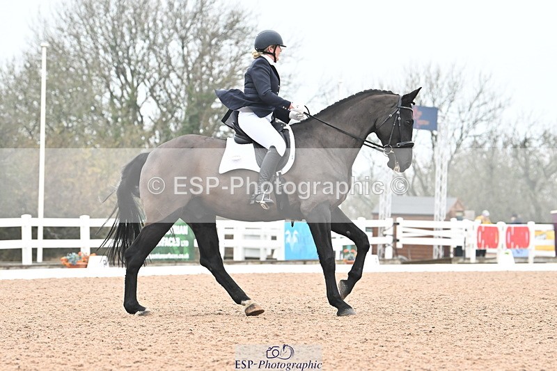 240217A-112828-01347 - 227-Jo.Roberts-Majestic.C